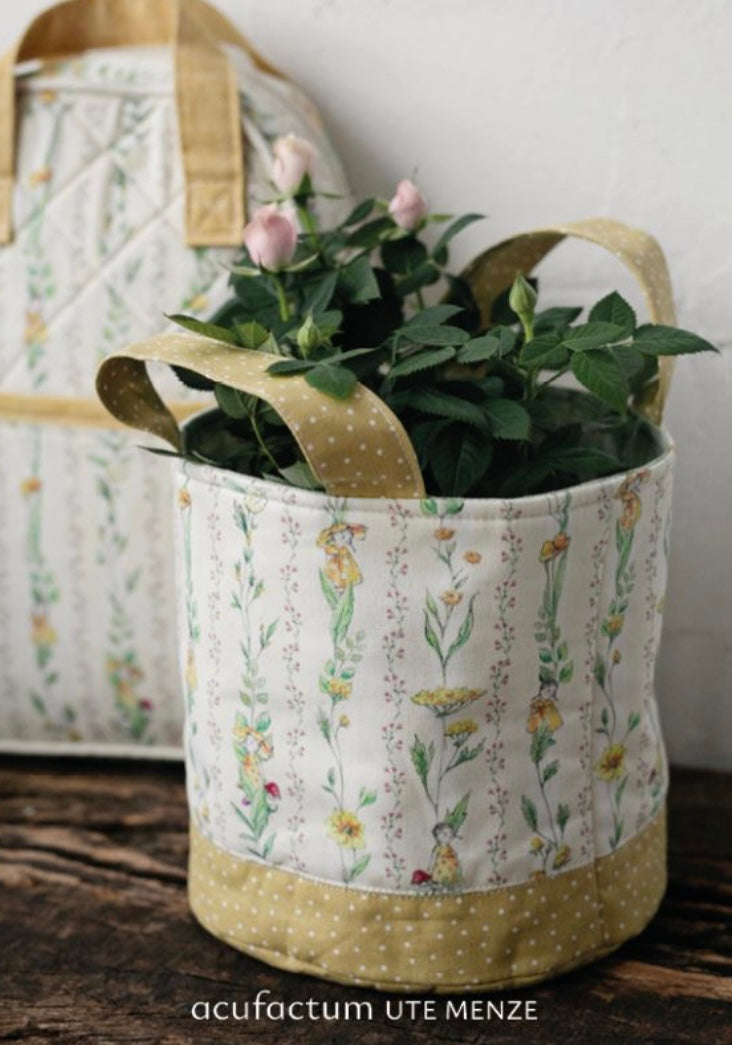 Acufactum Baumwollstoff „Blumenkinder und Ranken“